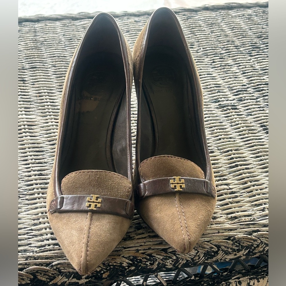 Tory Burch Brown Suede Pointed-Toe Pumps with Gold Logo